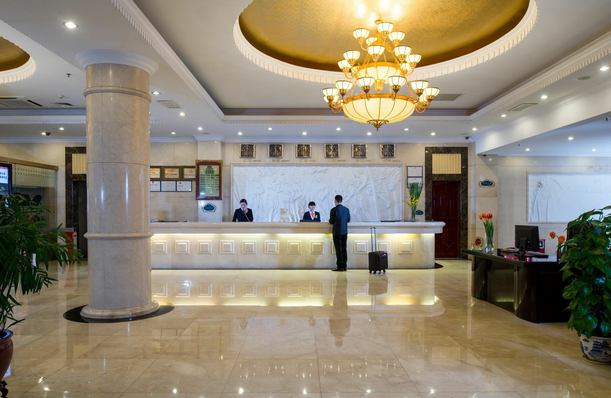 Vienna Hotel Shenzhen Haiwan Exterior photo